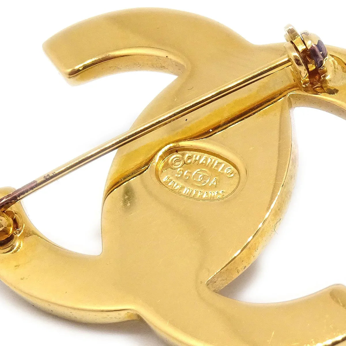 CHANEL Turnlock Brooch Gold Large 96A