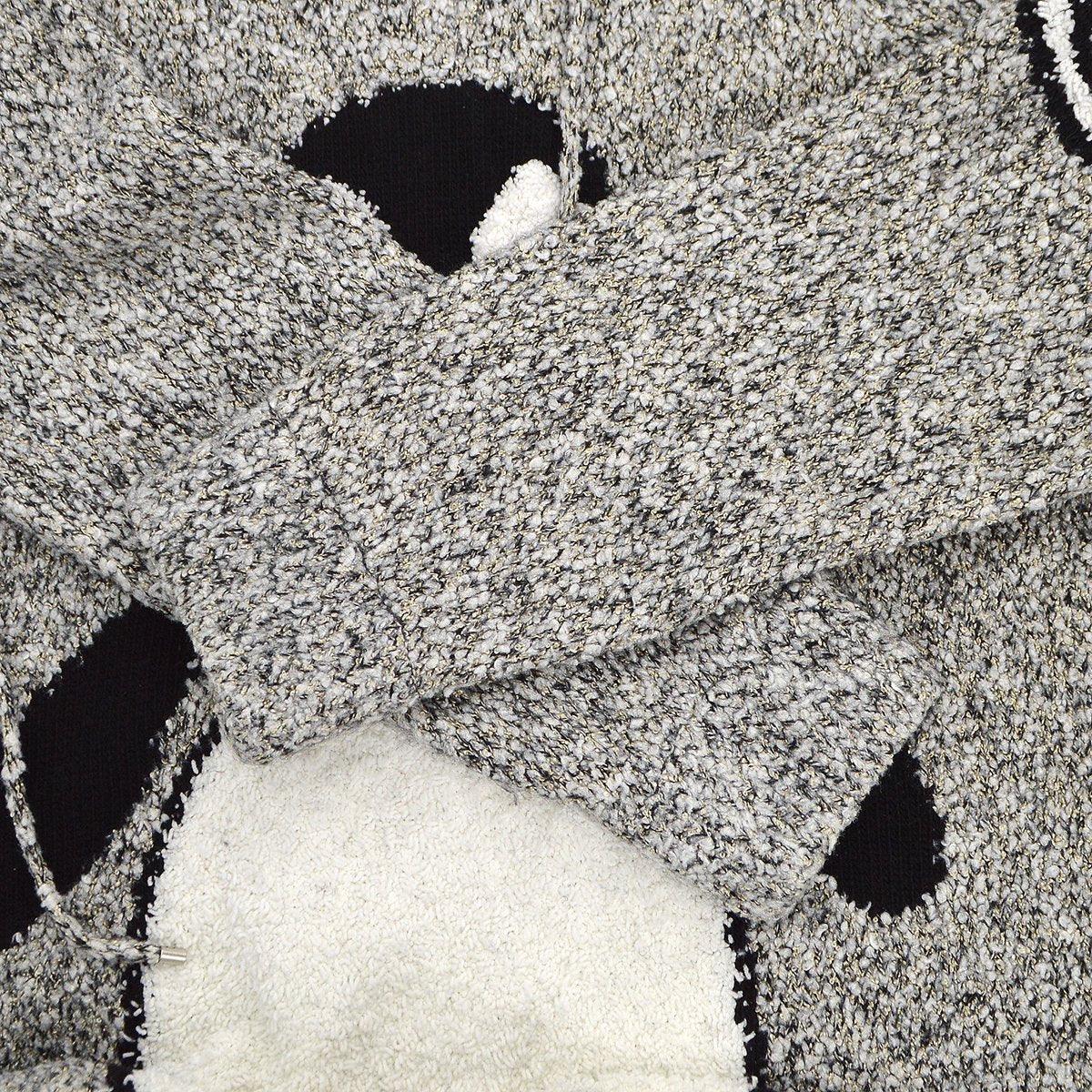 CHANEL 2007 CC penguin-motif knitted hoodie #42