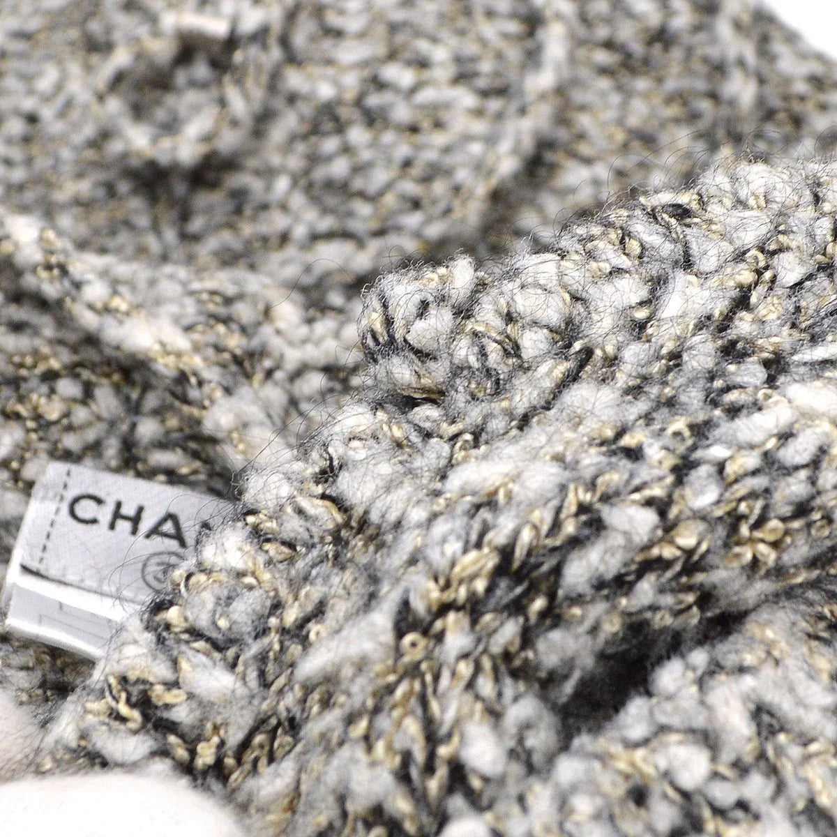 CHANEL 2007 CC penguin-motif knitted hoodie #42