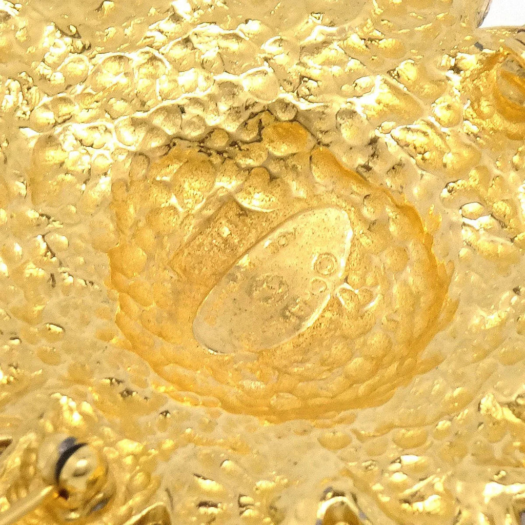 CHANEL Lion Brooch Gold