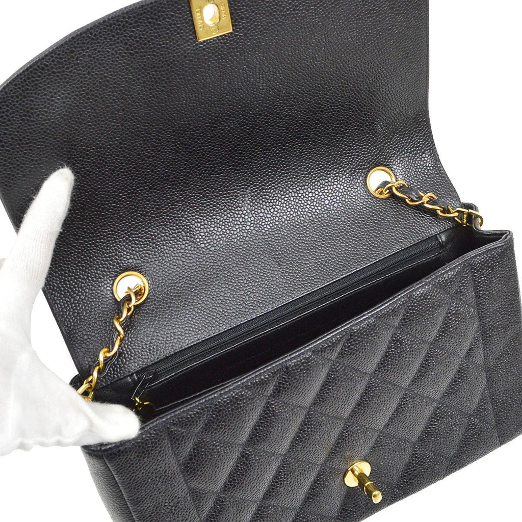 CHANEL 1994-1996 Black Caviar Diana Medium