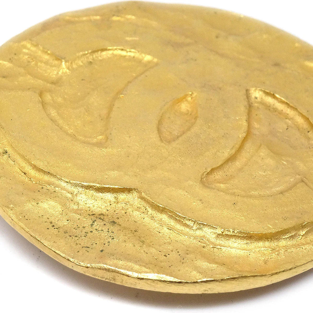 CHANEL 1994 Round Brooch Pin Gold