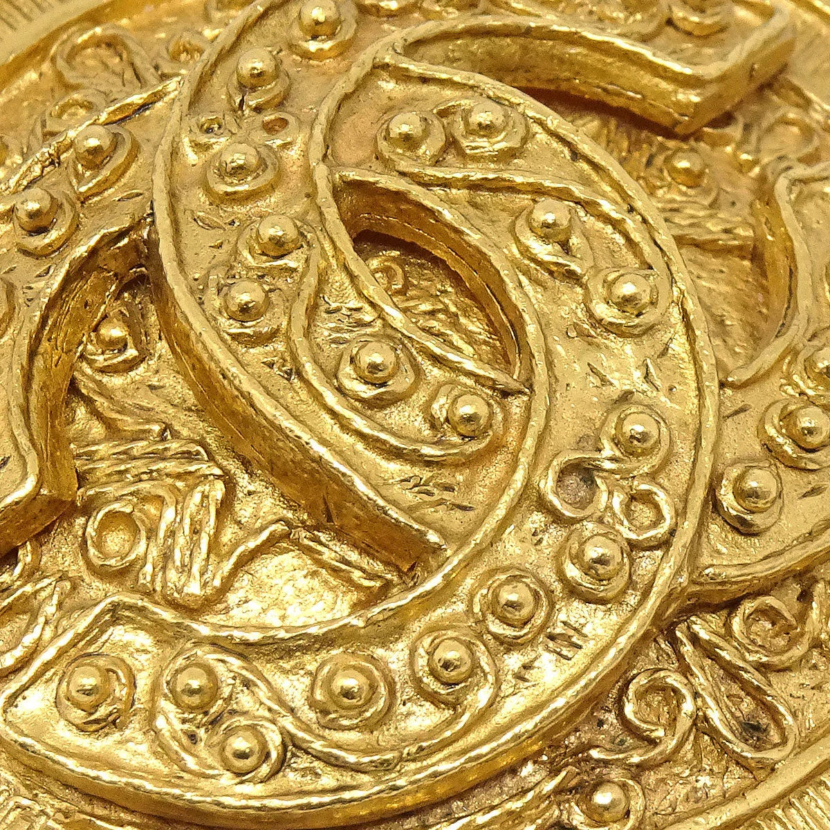 Chanel 1994 Filigree Brooch Pin Gold