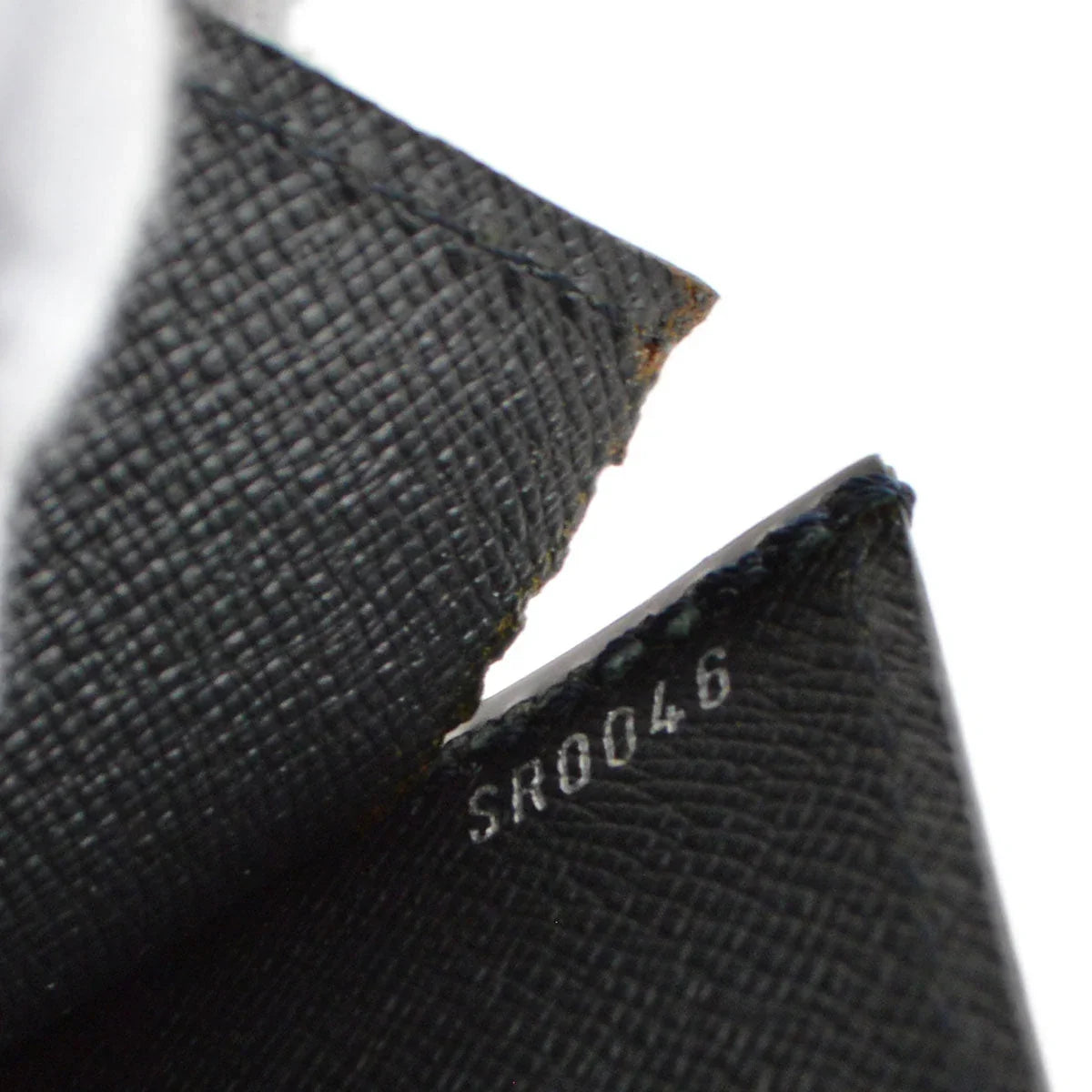 Louis Vuitton 2006 Black Epi Monceau 28 M52792