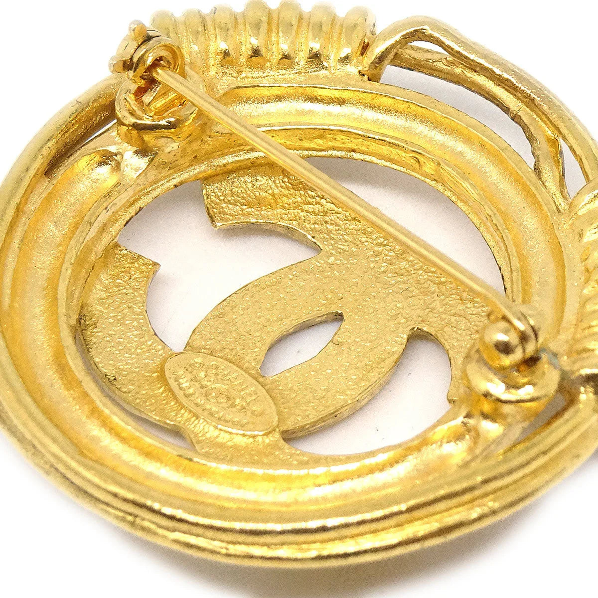 Chanel 1994 CC Spring Border Brooch Medium