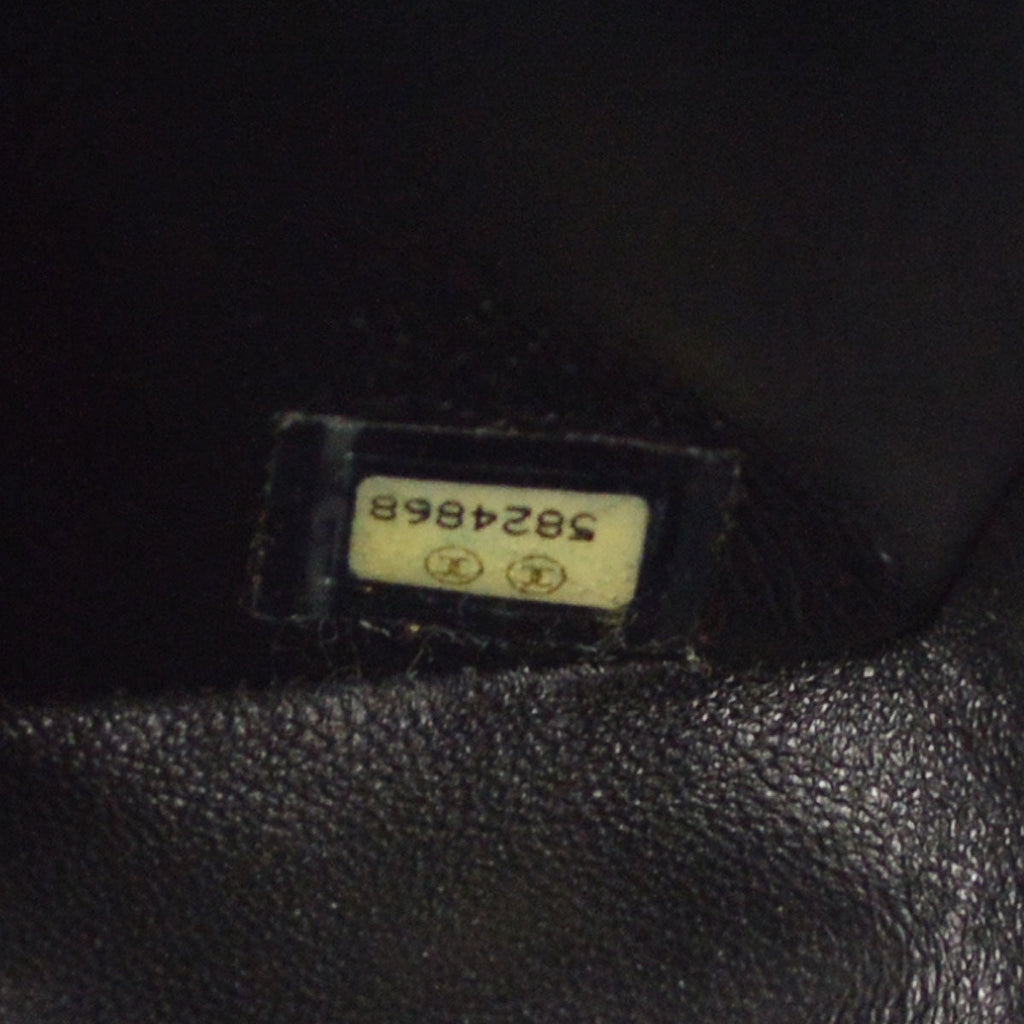 CHANEL 1997-1999 Classic Flap Jumbo