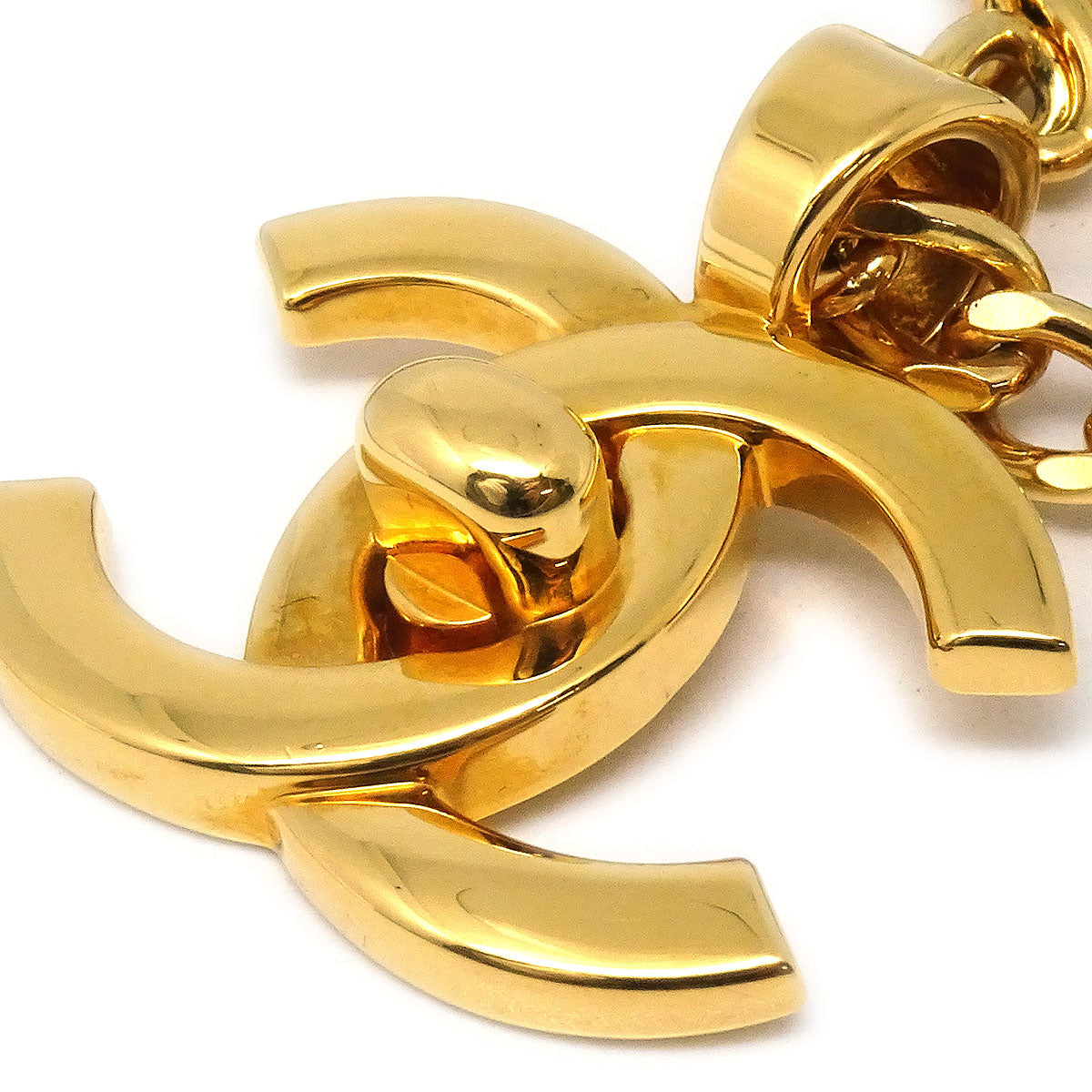 CHANEL 1996 CC Turnlock Gold Chain Necklace 96P