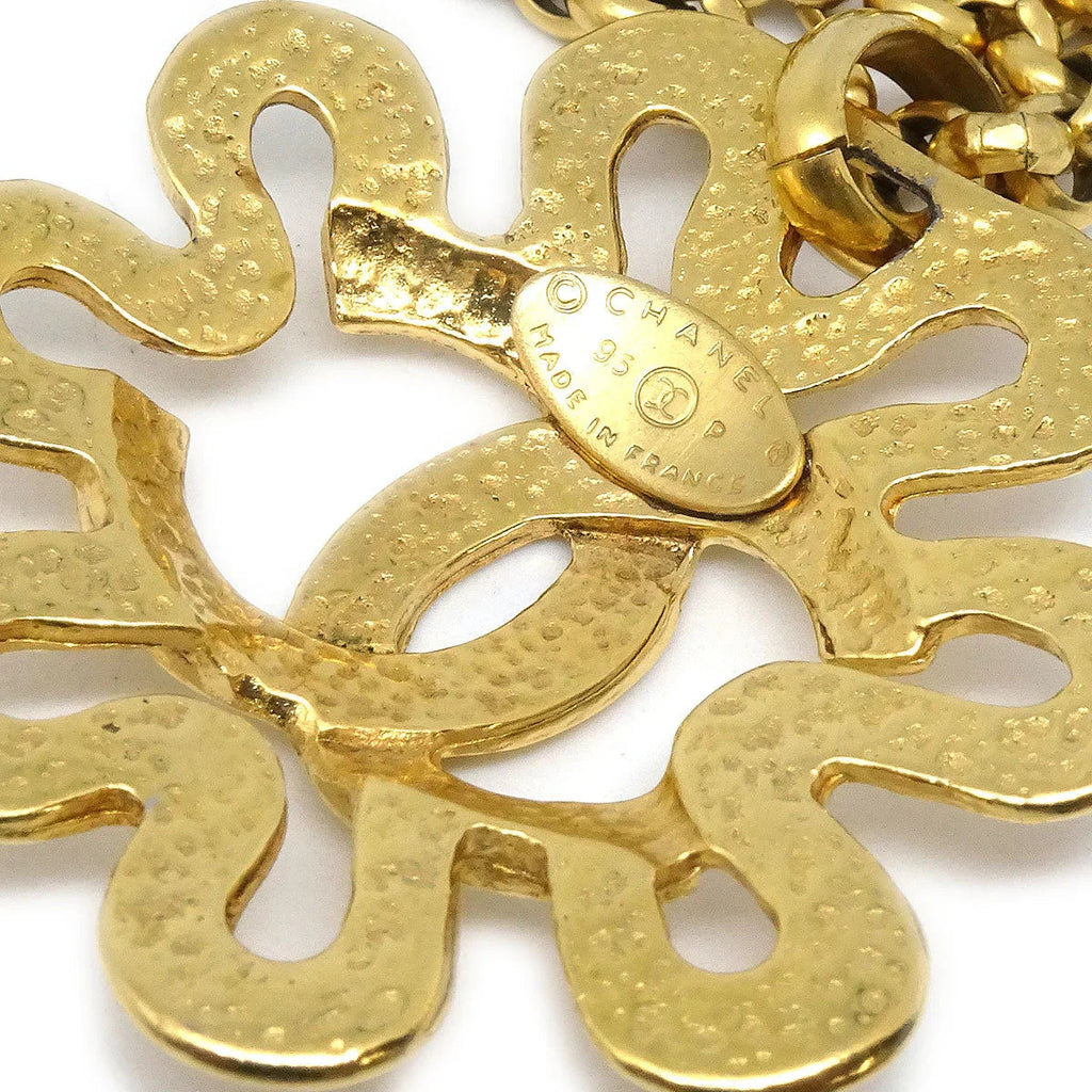 Chanel 1995 Squiggle Border Pendant Necklace 95P