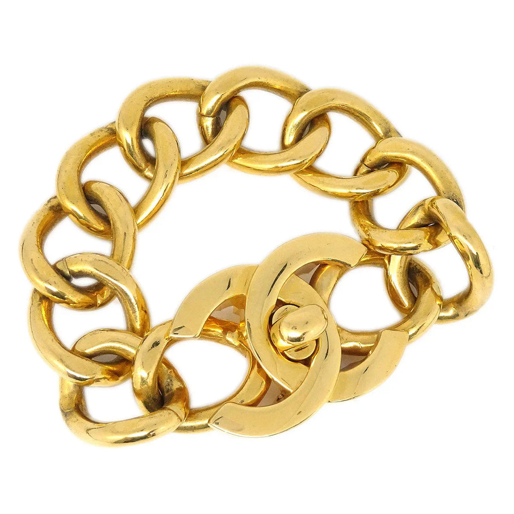 CHANEL 1996 Turnlock Gold Chain Bracelet 96P