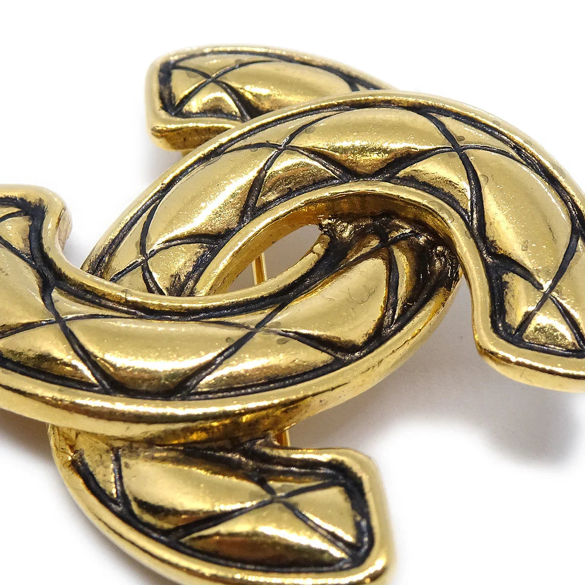 Chanel Quilted CC Brooch Small 1153