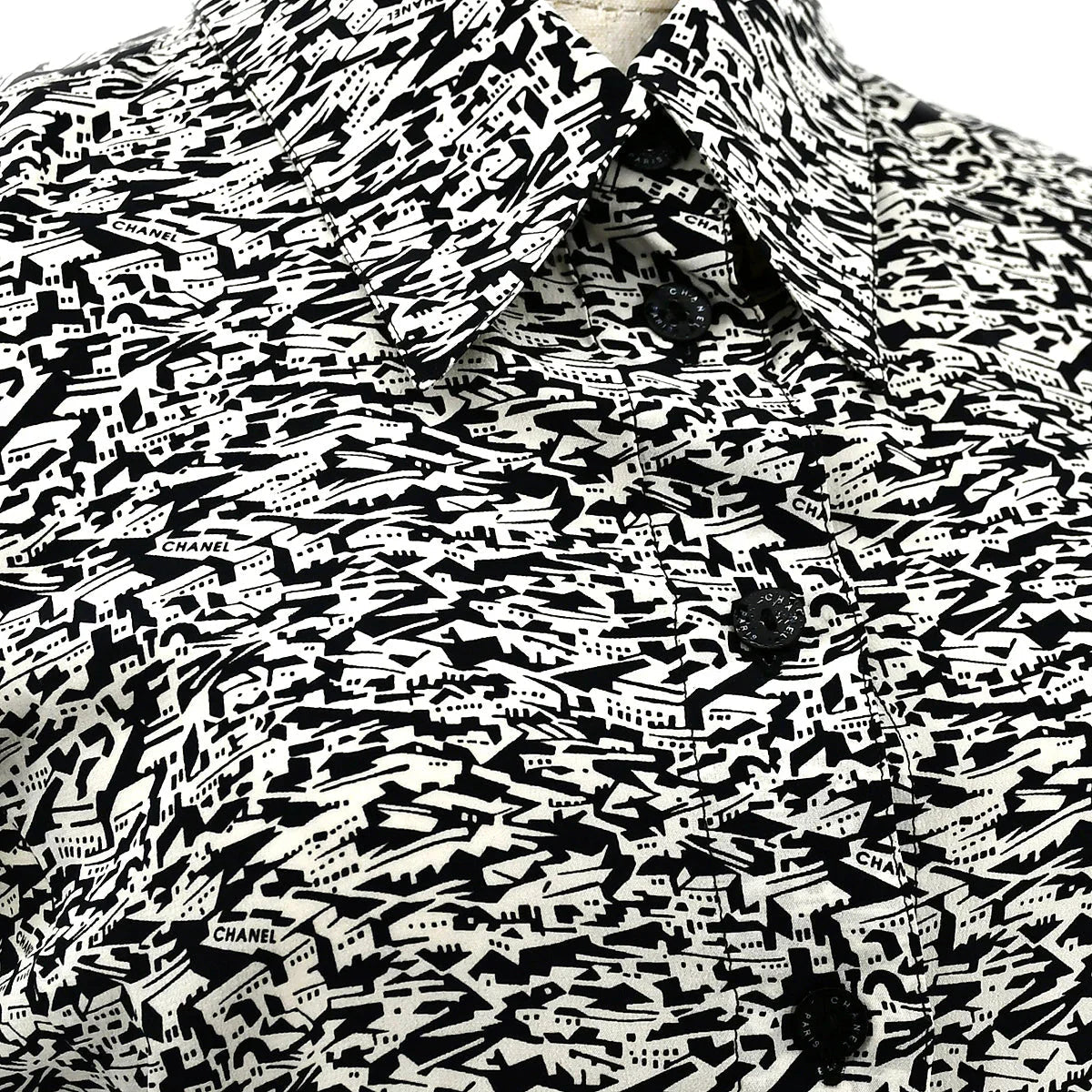 Chanel 2003 cruise city-print silk shirt #34