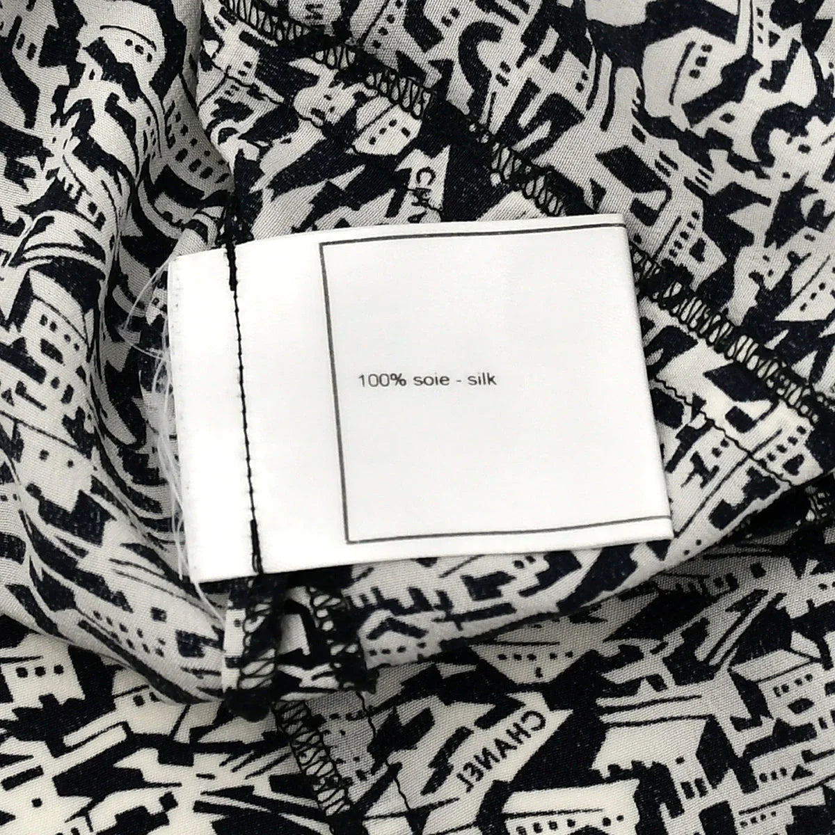 Chanel 2003 cruise city-print silk shirt #34