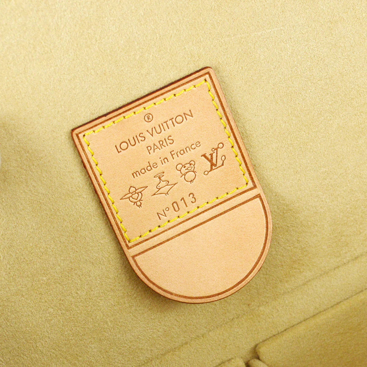 Louis Vuitton x Takashi Murakami  Onion Head Jewelry Box M92476