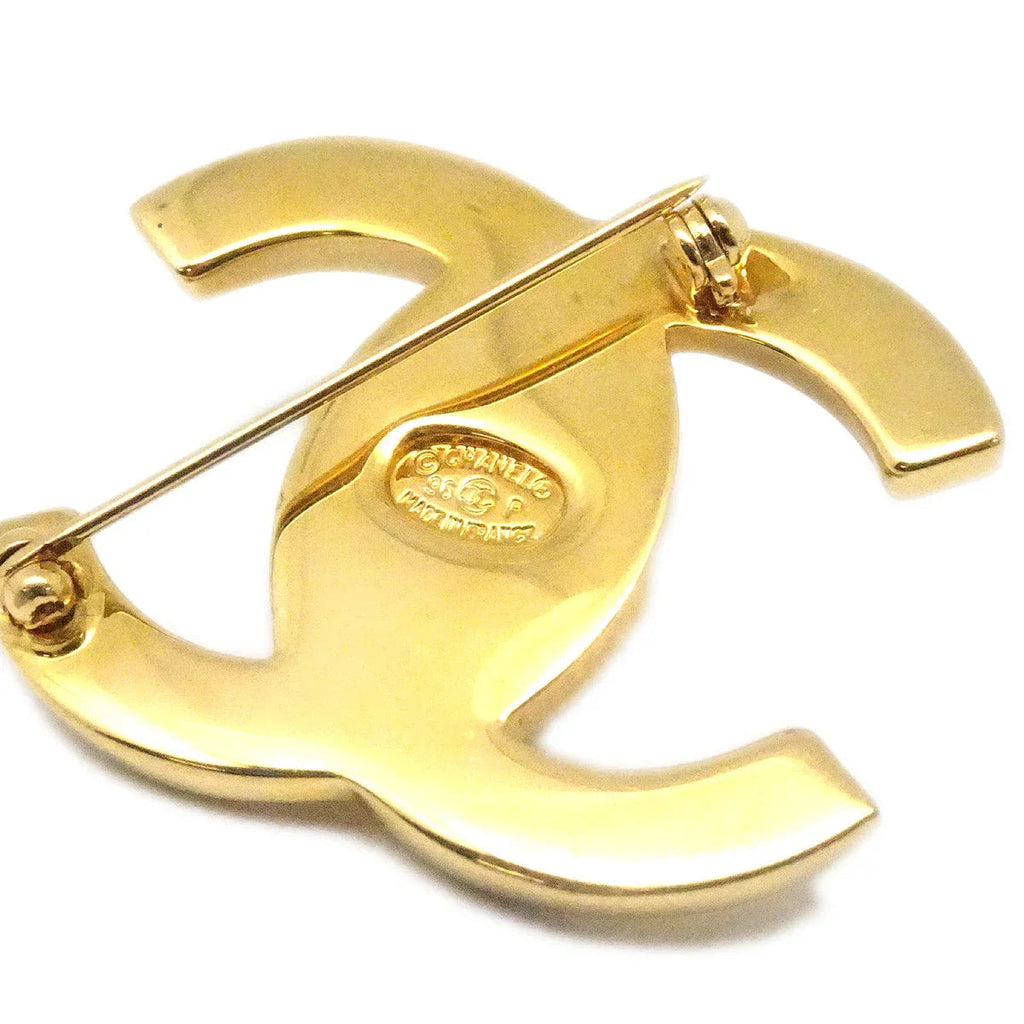 Chanel Turnlock Brooch Pin Gold 96P