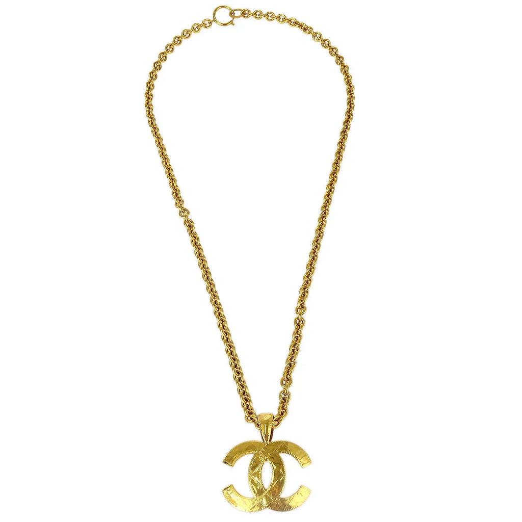 Chanel Gold Chain Pendant Necklace 94P
