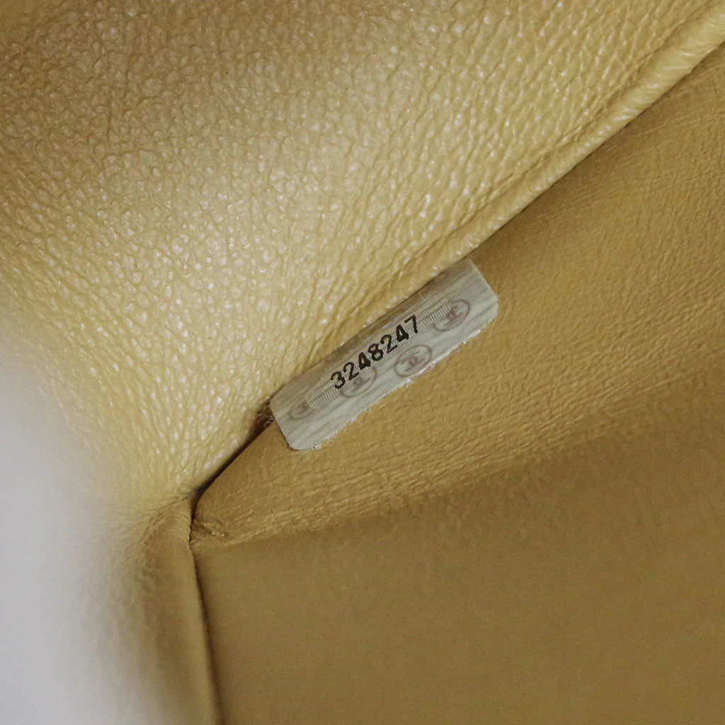 Chanel * 1994-1996 Beige Caviar Jumbo Classic Flap Bag