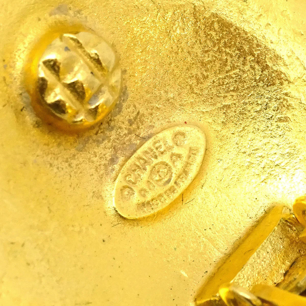 Chanel 1994 Filigree Earrings Clip-On Large