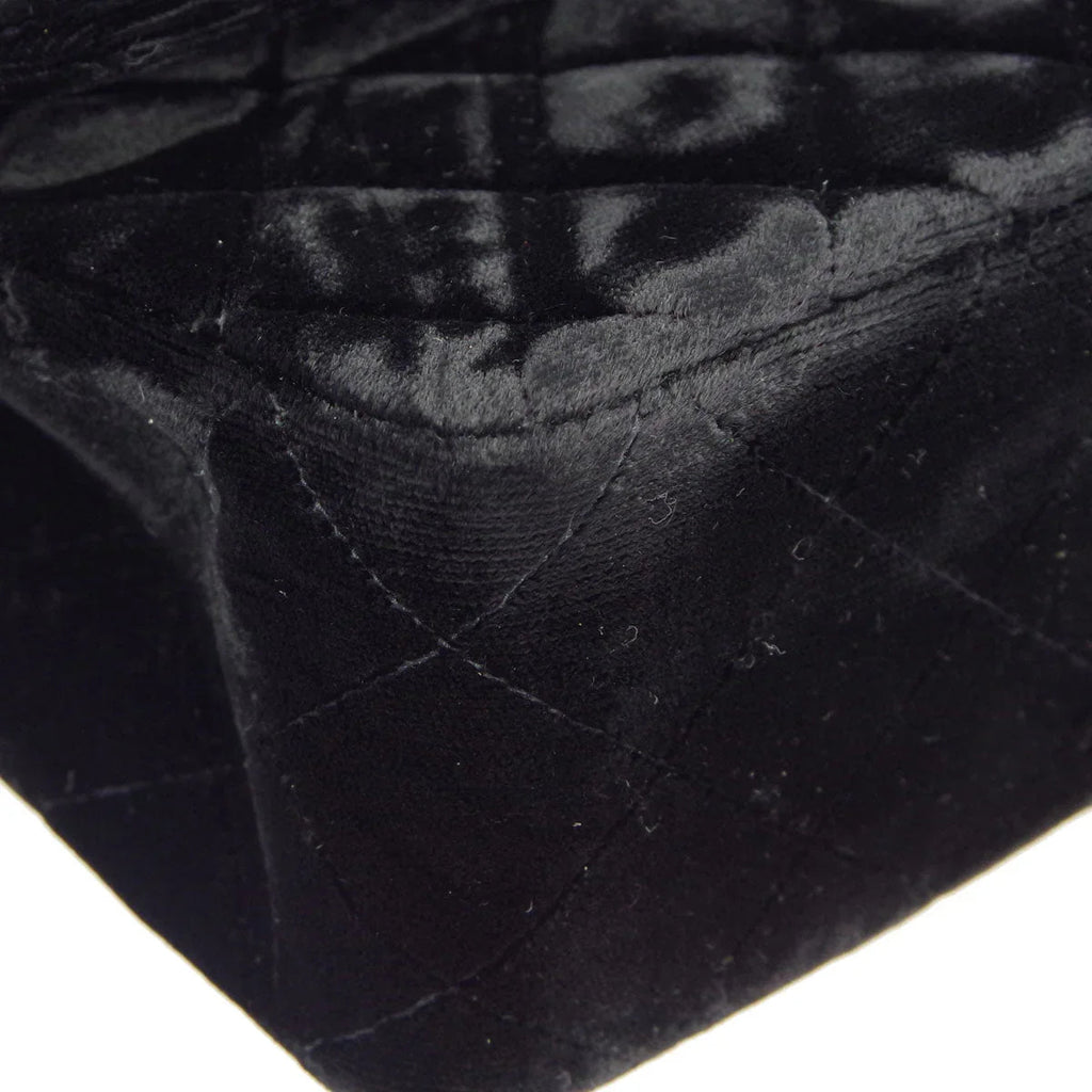 Chanel * 1991-1994 Black Velvet Medium Classic Flap Handbag