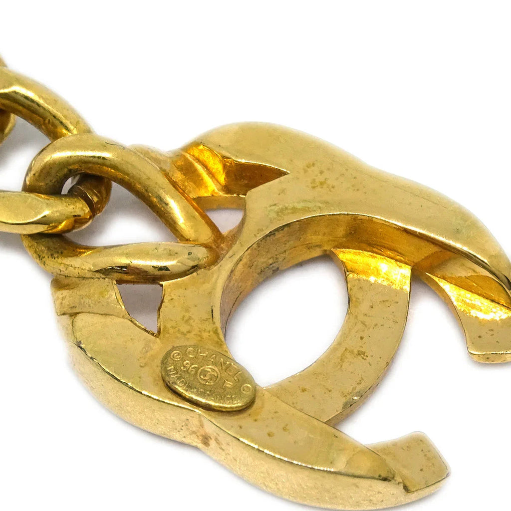 Chanel Turnlock Bracelet Gold 96P