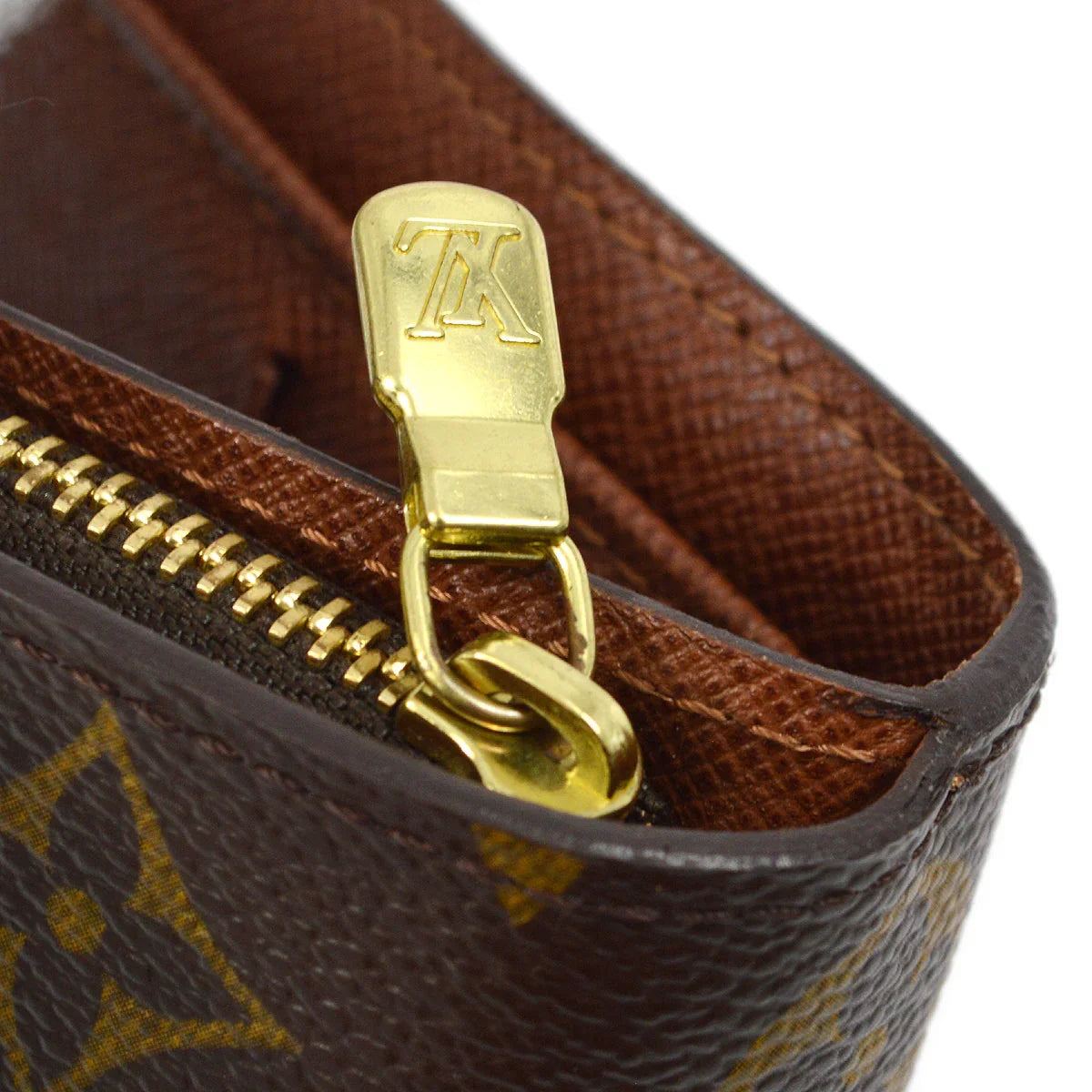 Louis Vuitton 2006 Monogram Compact Zip Wallet M61667
