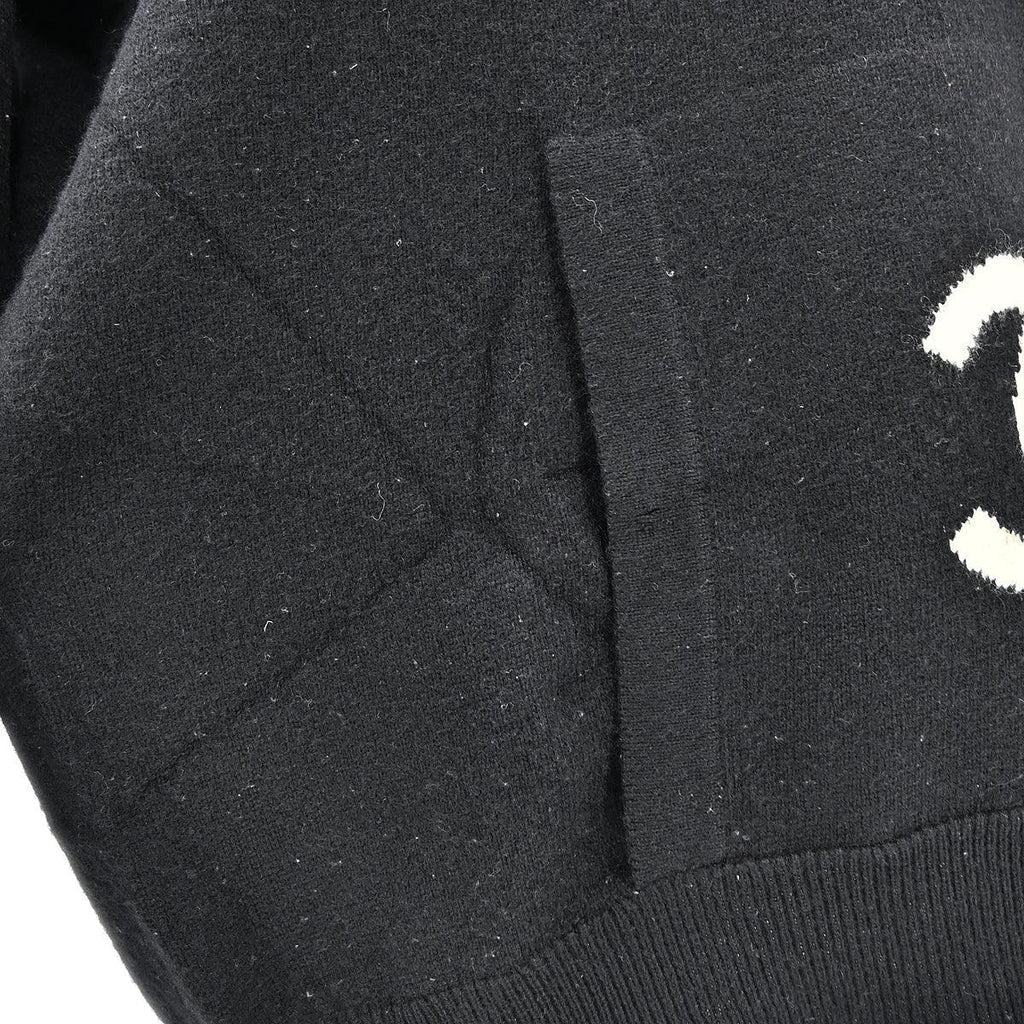 Chanel CC logo Sweater Black