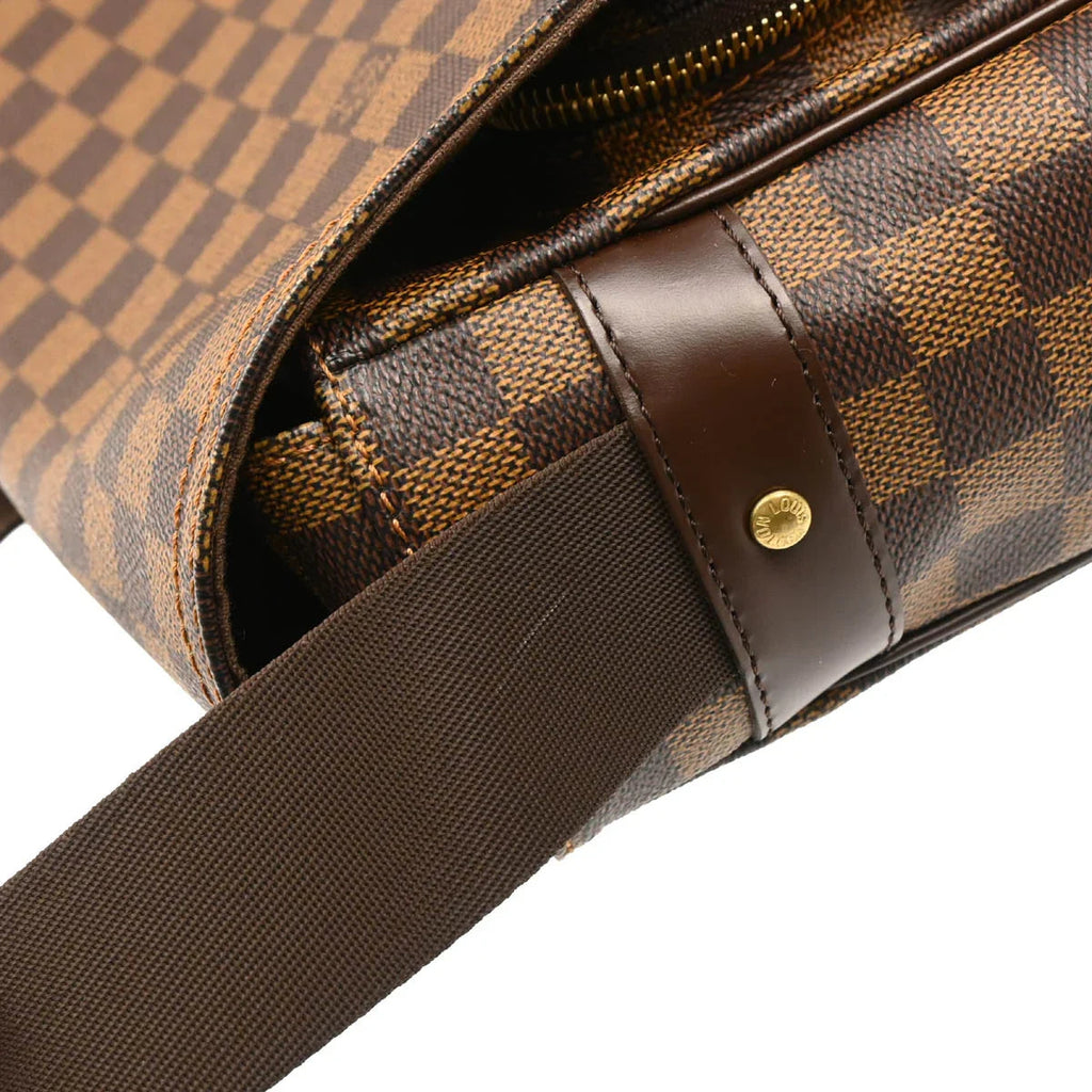 Louis Vuitton 2006 Damier Messenger Melville Shoulder Bag N51125