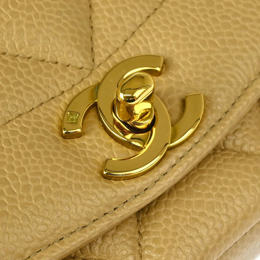 Chanel 1994-1996 Beige Caviar Small Diana Shoulder Bag
