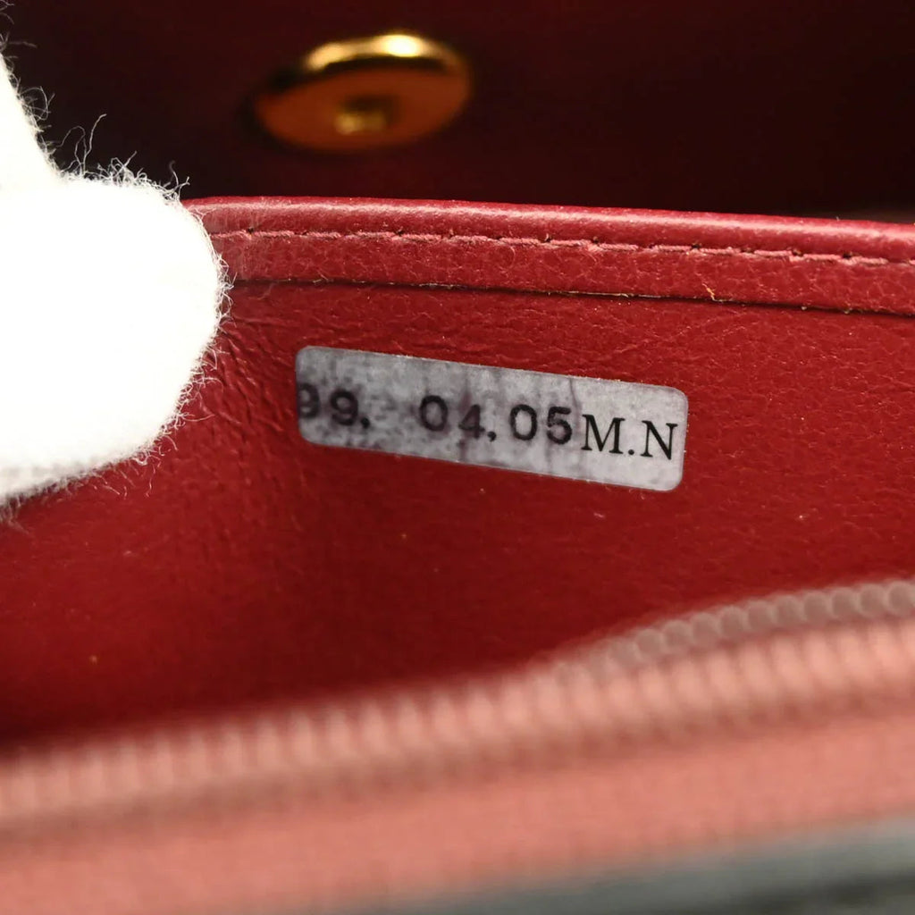 Chanel 1996-1997 Black Lambskin Small Diana Shoulder Bag