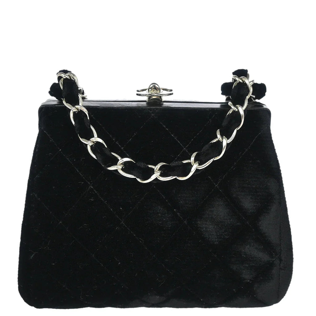 Chanel 1996-1997 Black Velvet Kisslock Chain Shoulder Bag