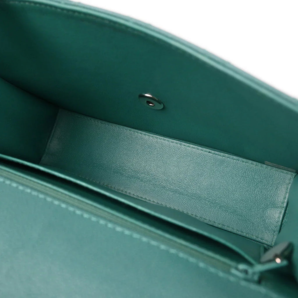Chanel 1997-1999 Turquoise Caviar Single Flap Shoulder Bag