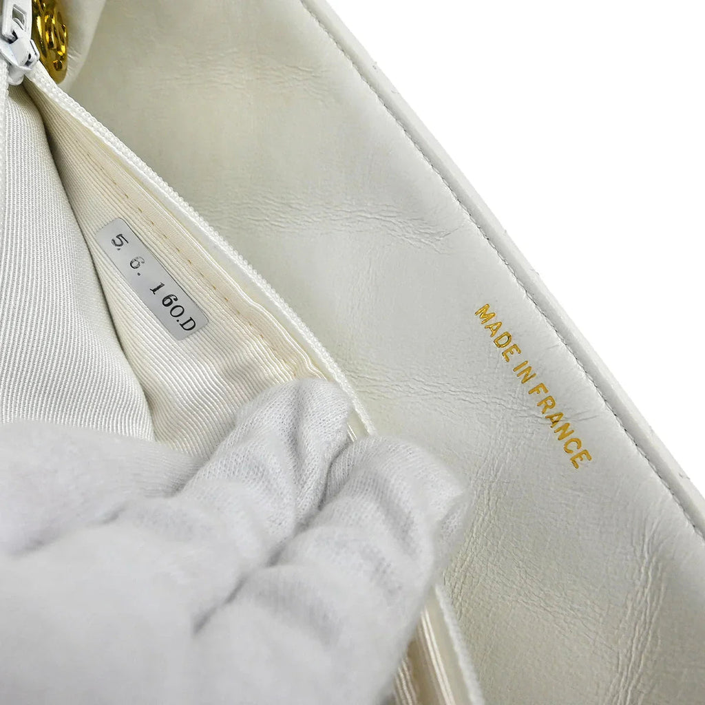 Chanel * 1994-1996 White Lambskin Medium Diana Shoulder Bag
