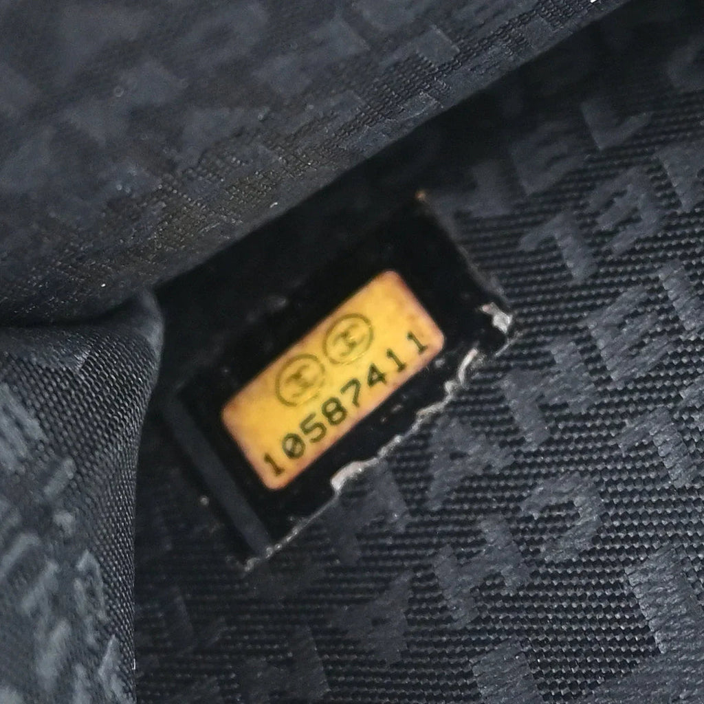 Chanel Black Caviar Choco Bar Trifold Wallet