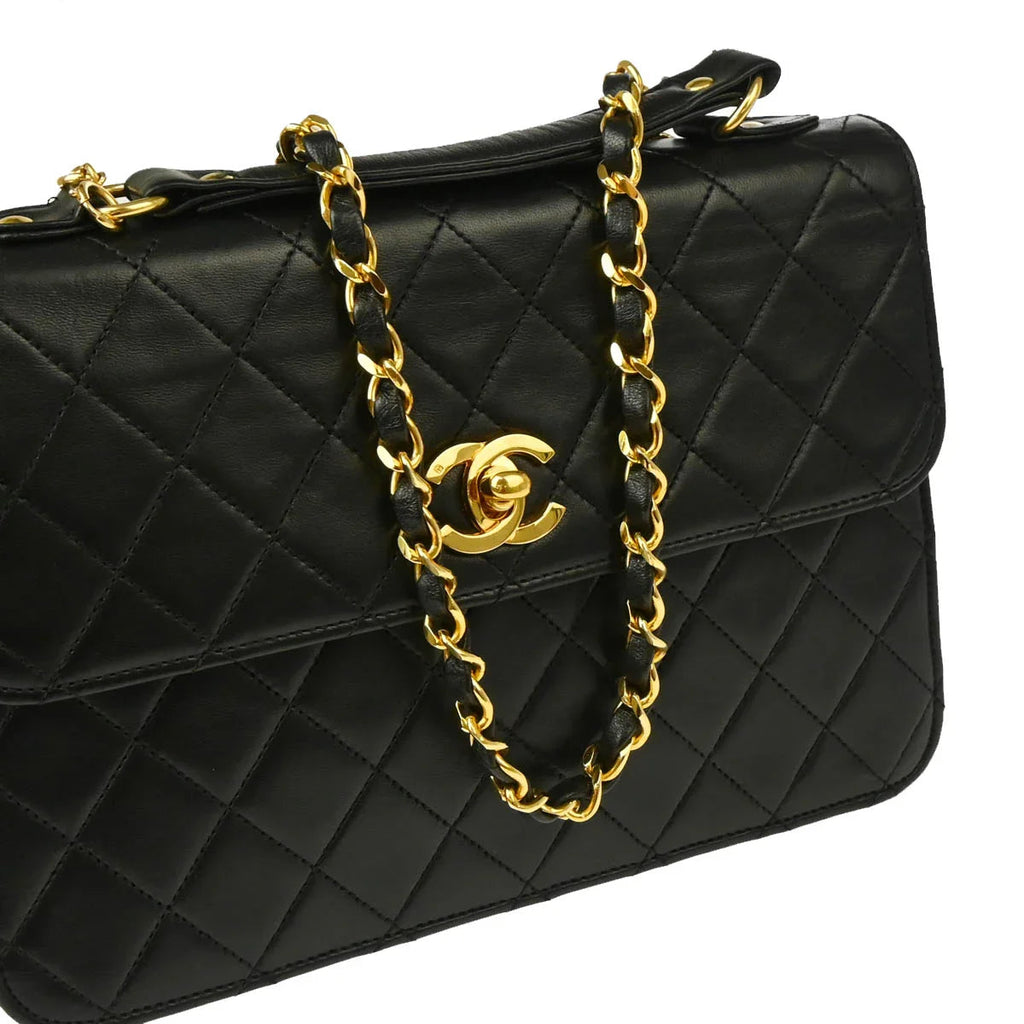 Chanel 1986-1988 Black Lambskin SingleTurnlock Shoulder Bag