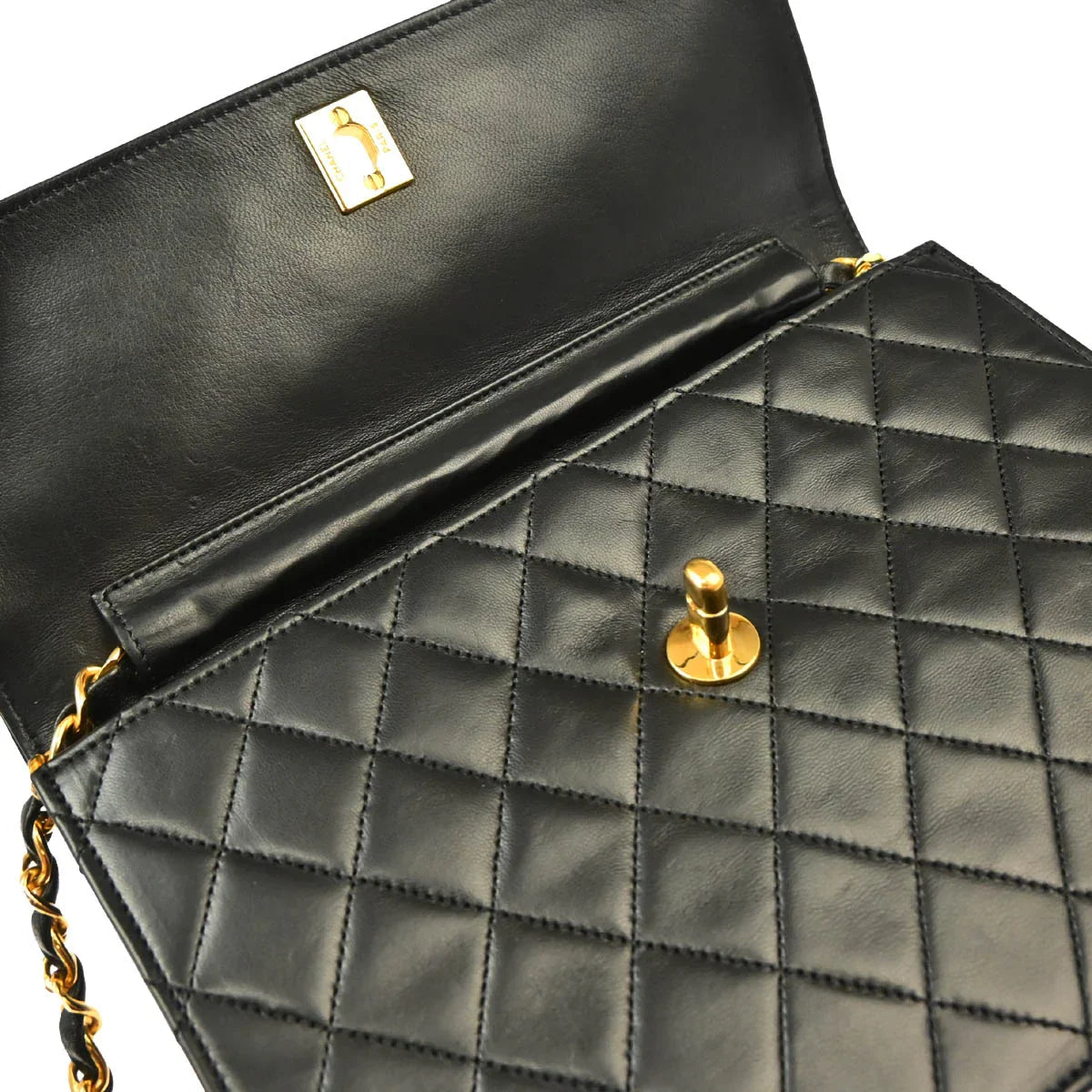 Chanel 1986-1988 Black Lambskin SingleTurnlock Shoulder Bag
