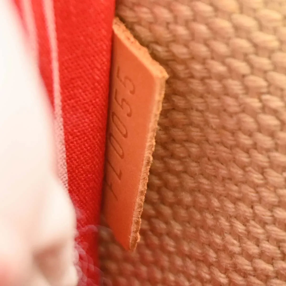 Louis Vuitton 2005 Antigua Buzas PM Shoulder Bag M40041