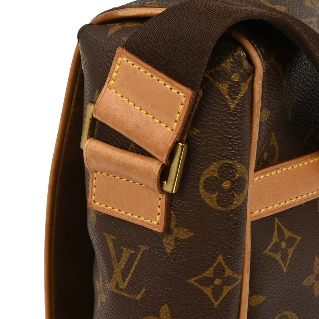 Louis Vuitton Monogram Abbesses Messenger Bag M45257