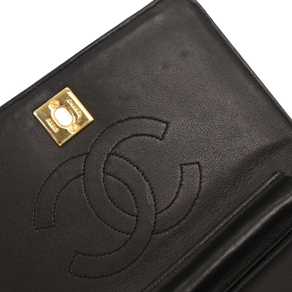 Chanel 1989-1991 * Black Lizard Turnlock Mini Full Flap Shoulder Bag