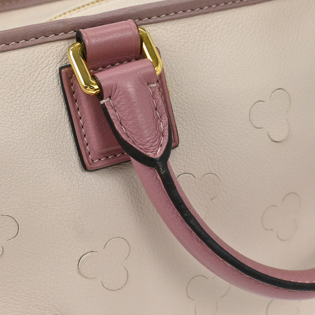 Loewe Ivory Perforated Leather Amazona 28 Handbag