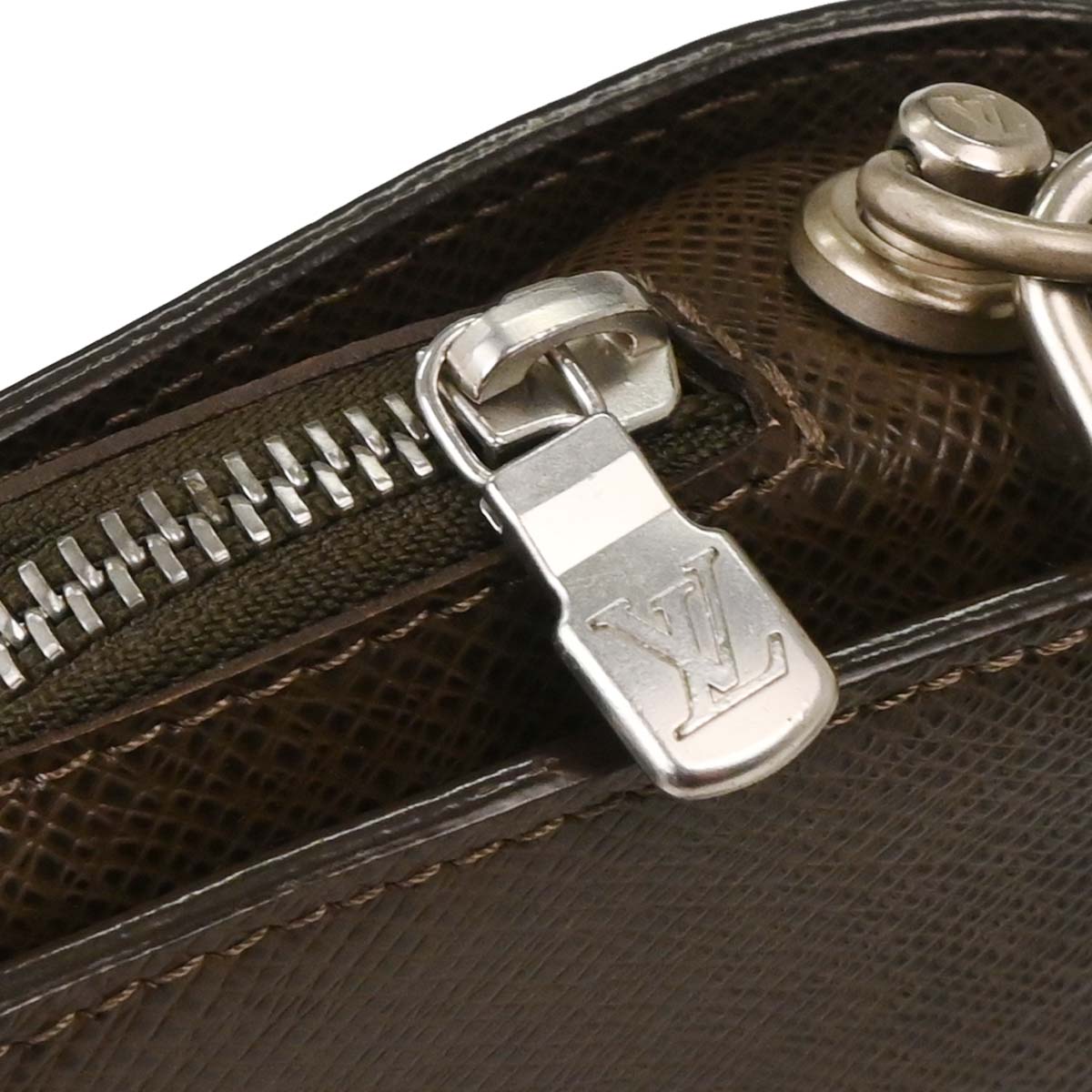 Louis Vuitton 2006 Brown Taiga Baikal Clutch Bag M30188