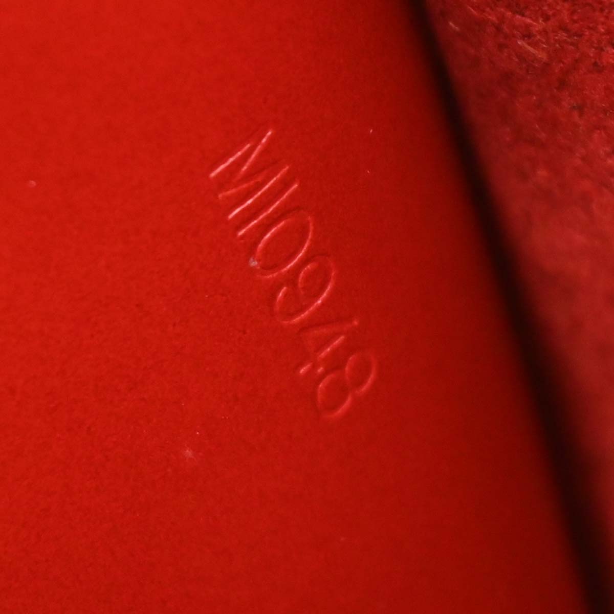 Louis Vuitton 1998 Red Epi Pont Neuf Handbag M52057
