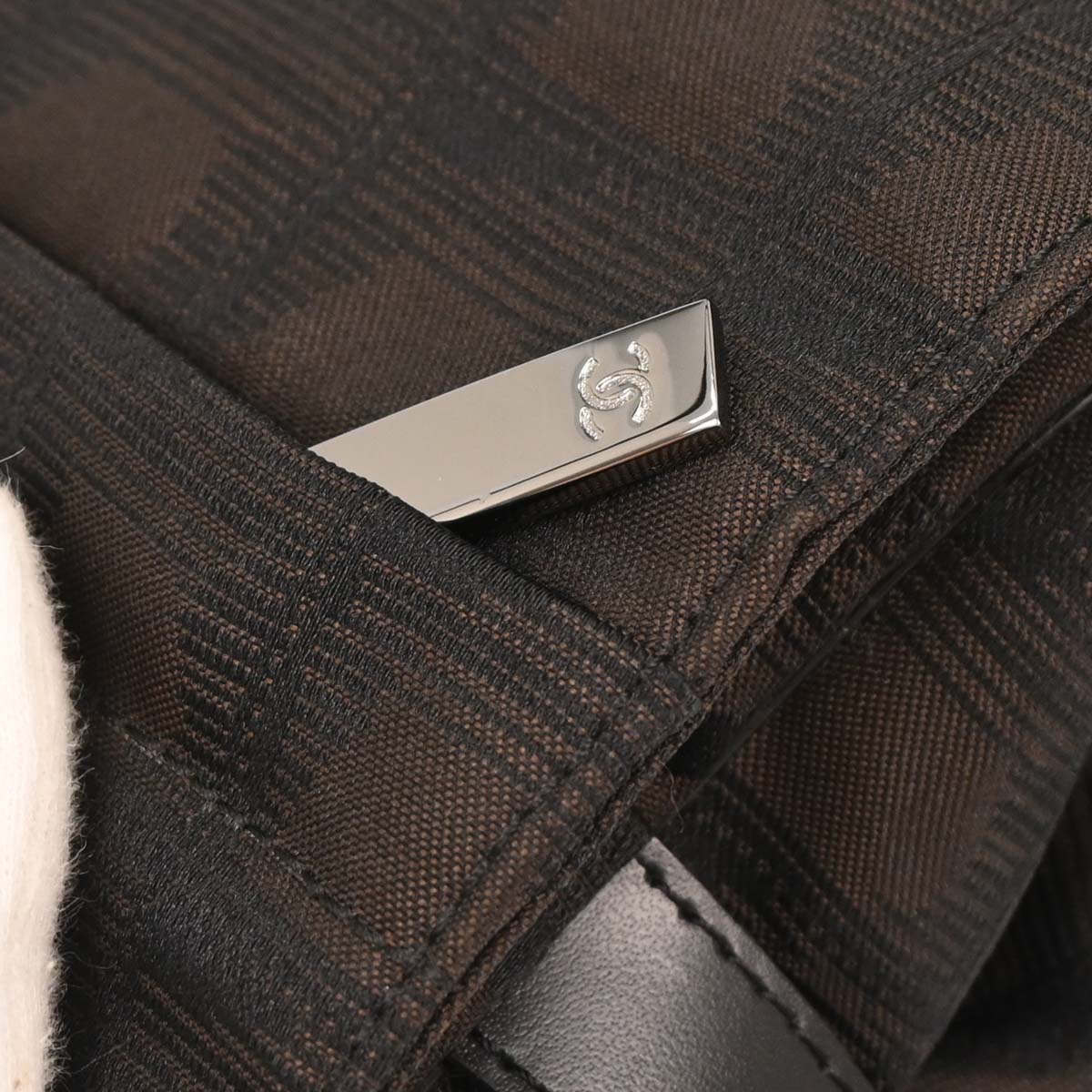 Chanel 2005-2006 Brown Jacquard Nylon New Travel Line Shoulder Bag
