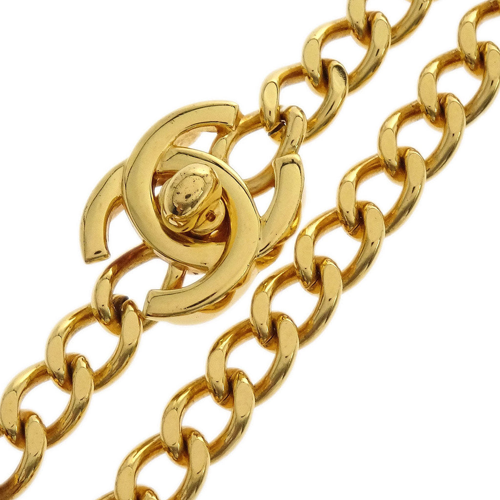 Chanel Turnlock Medallion Chain Pendant Necklace Gold 97P