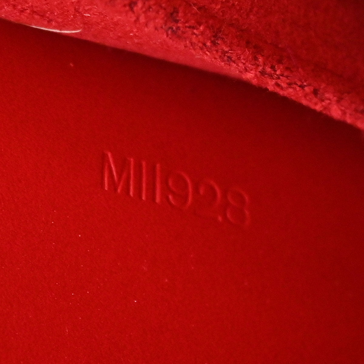 Louis Vuitton 1998 Red Epi Pont Neuf Handbag M52057
