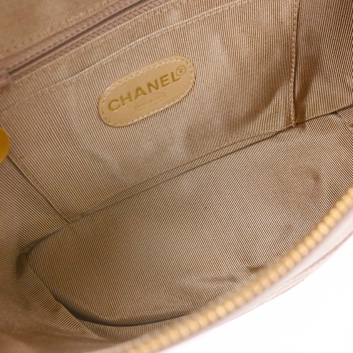 Chanel 1996-1997 Brown Caviar Shoulder Bag