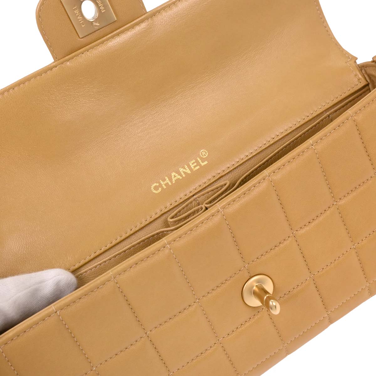 Chanel 2002-2003 Beige Lambskin East West Choco Bar Shoulder Bag