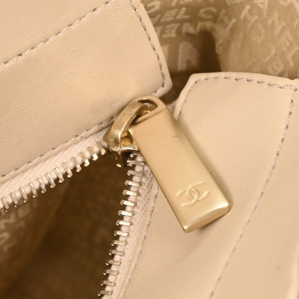 Chanel 2003-2004 Beige Lambskin Choco Bar Tote Bag