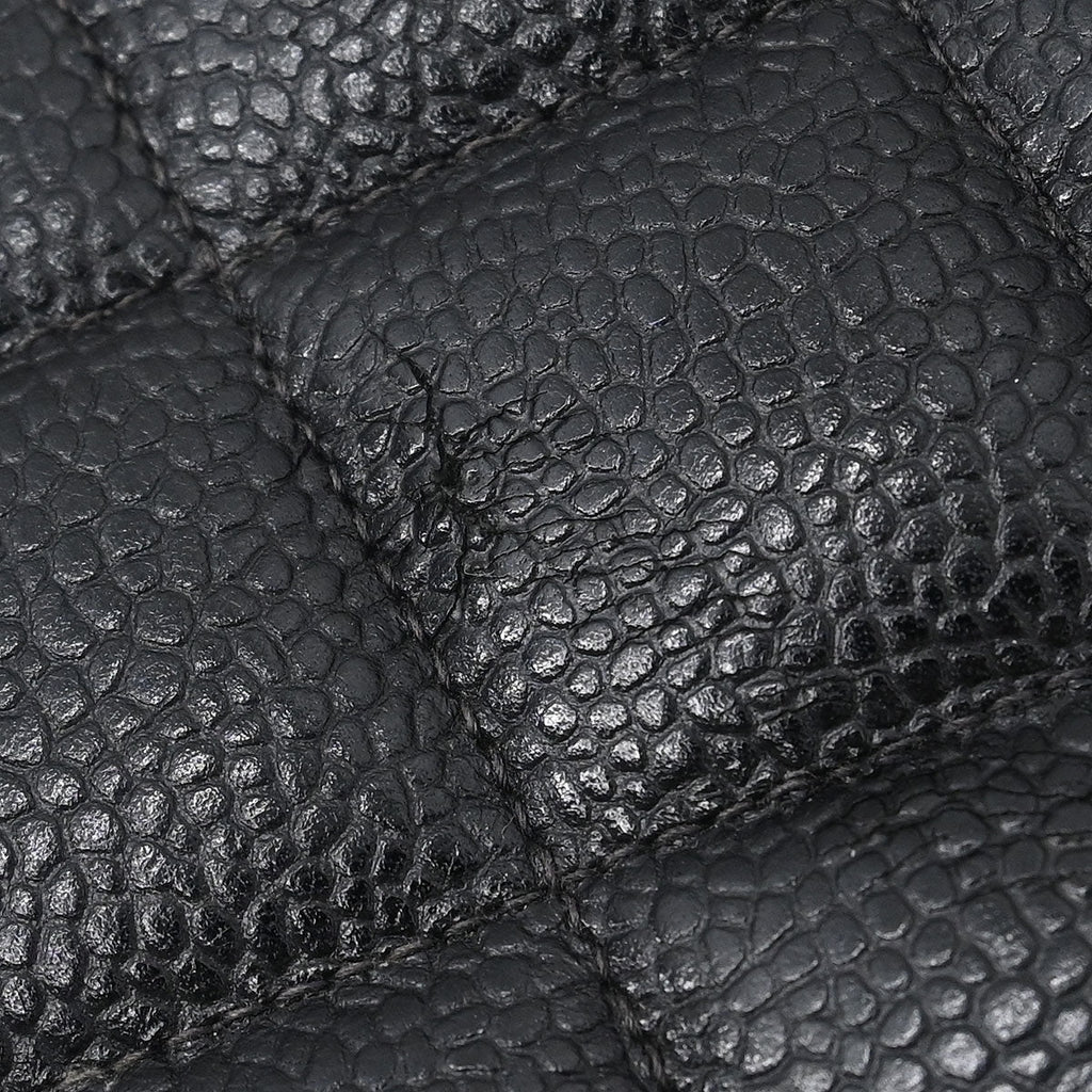 Chanel 1996-1997 Black Caviar Camera Bag Large