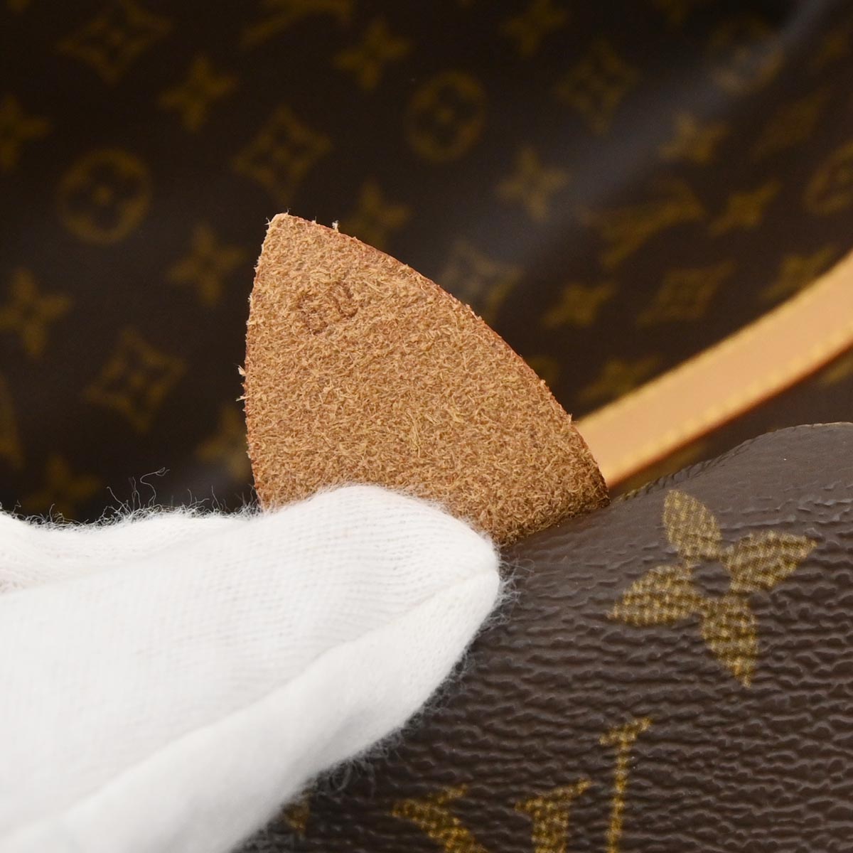 Louis Vuitton 2001 Monogram Keepall 60 Duffle Bag M41422