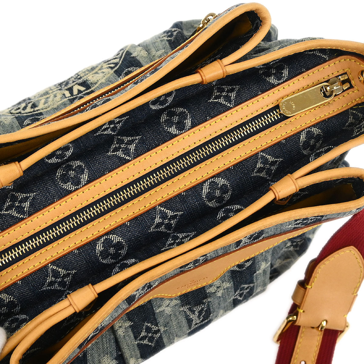 Louis Vuitton 2006 Blue Denim Porte Epol Raye MM Shoulder Bag M95334