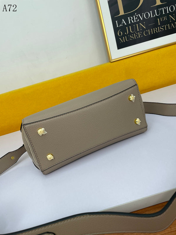 Barnes-Bags - Prada Bags - 841
